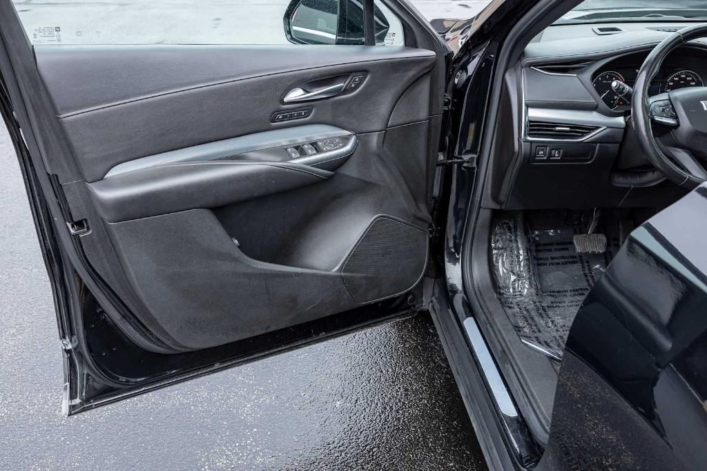 used 2020 Cadillac XT4 car, priced at $21,992