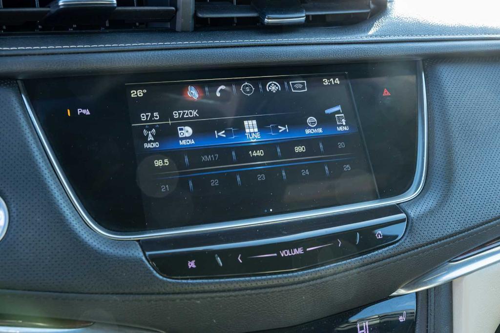 used 2018 Cadillac XT5 car, priced at $16,992