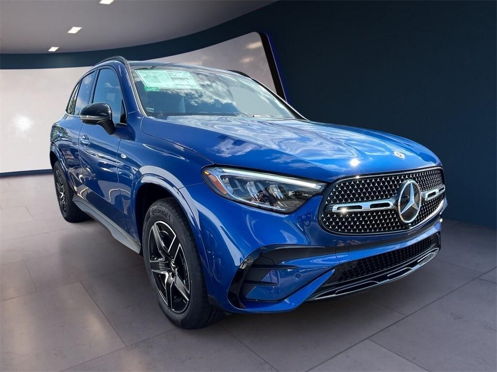 new 2025 Mercedes-Benz GLC 350e car, priced at $69,655