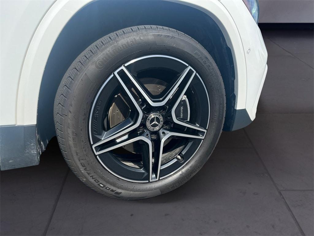 used 2025 Mercedes-Benz GLA 250 car, priced at $44,998