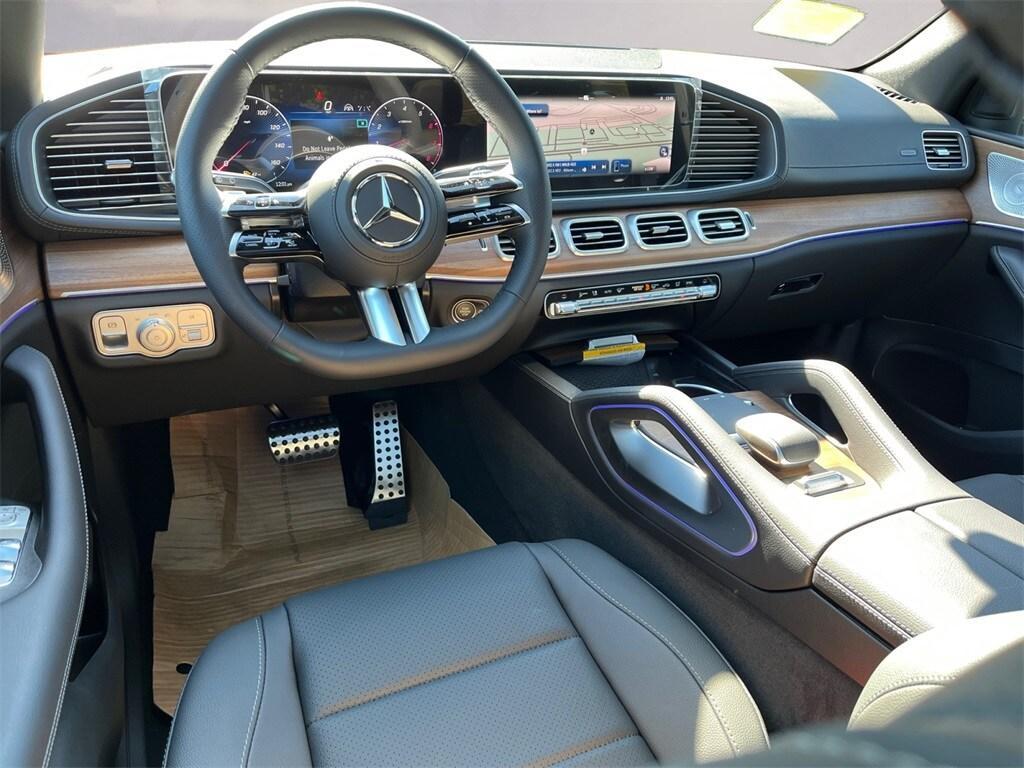 new 2025 Mercedes-Benz GLS 450 car, priced at $95,365