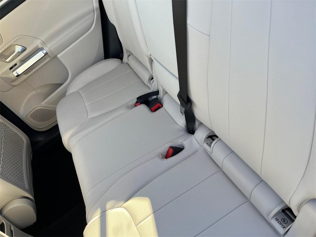 used 2025 Mercedes-Benz GLB 250 car, priced at $45,998