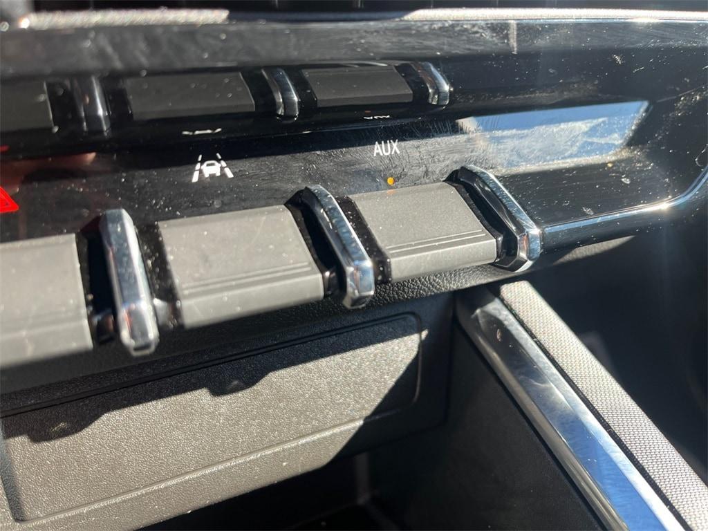 used 2024 GMC Canyon car, priced at $37,498