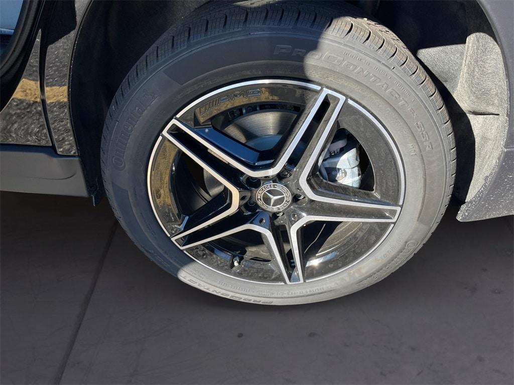 new 2026 Mercedes-Benz GLB 250 car, priced at $55,980