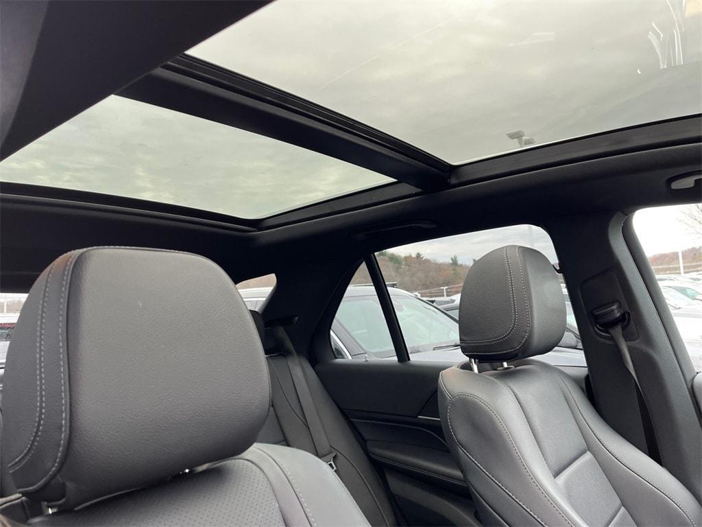 used 2023 Mercedes-Benz GLE 350 car, priced at $51,998