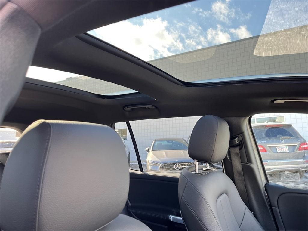 used 2025 Mercedes-Benz GLB 250 car, priced at $44,698