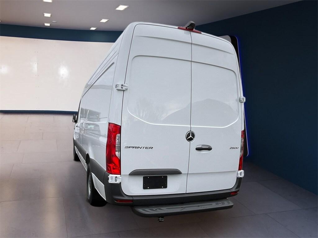 new 2026 Mercedes-Benz Sprinter 2500 car, priced at $68,376