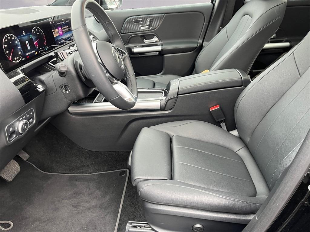 used 2025 Mercedes-Benz GLA 250 car, priced at $42,498