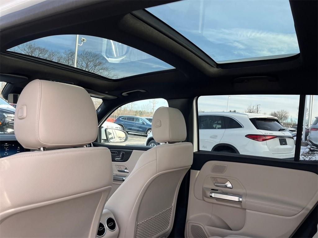 new 2026 Mercedes-Benz GLB 250 car, priced at $49,720