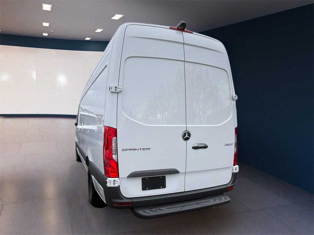 new 2026 Mercedes-Benz Sprinter 2500 car, priced at $68,542