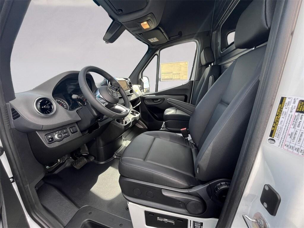 new 2025 Mercedes-Benz Sprinter 2500 car, priced at $69,068