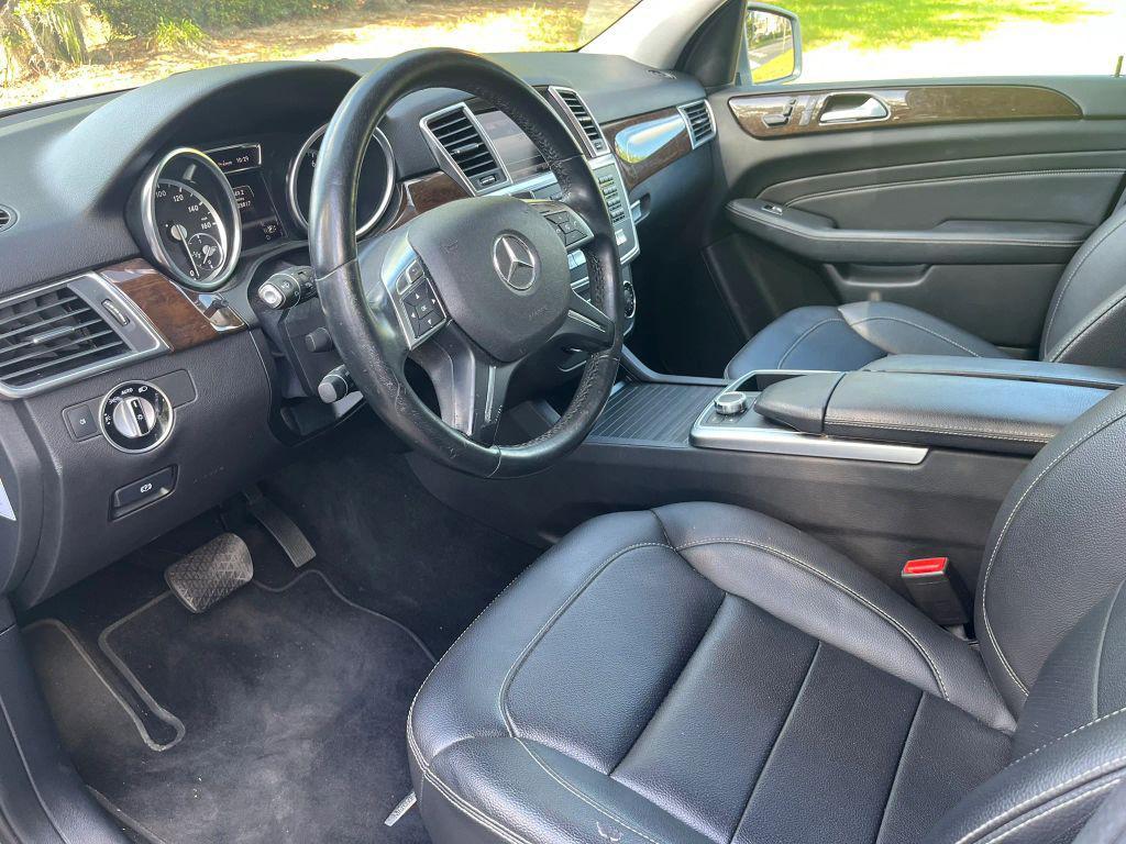 used 2013 Mercedes-Benz M-Class car, priced at $9,999