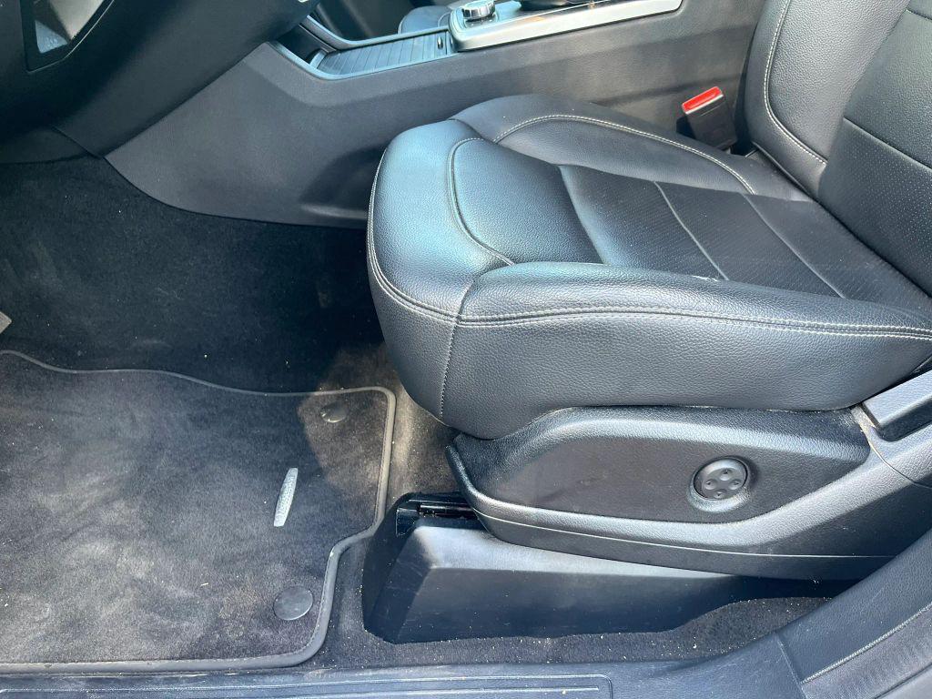 used 2013 Mercedes-Benz M-Class car, priced at $9,999