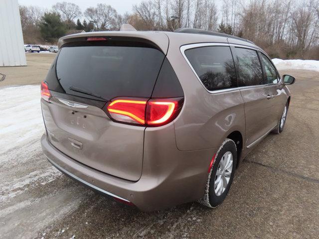 used 2017 Chrysler Pacifica car, priced at $13,280