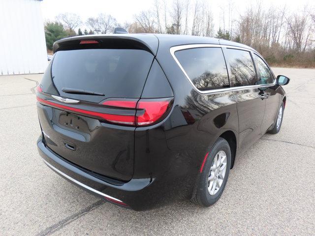 new 2026 Chrysler Pacifica car, priced at $46,015