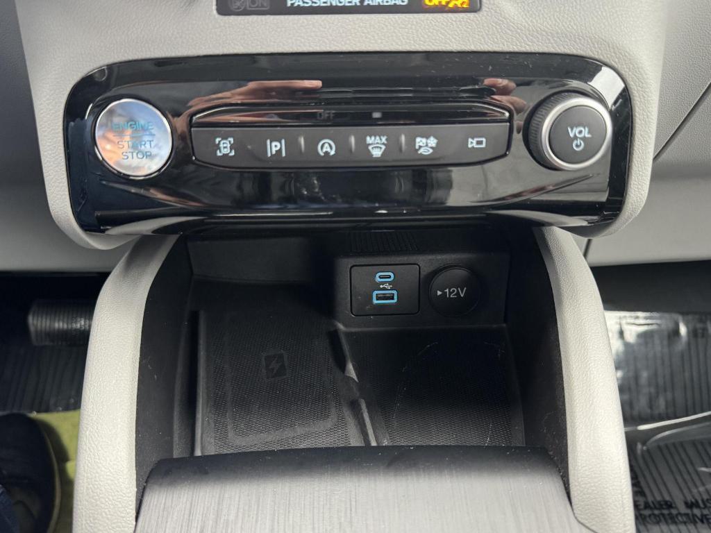 used 2023 Ford Escape car, priced at $28,278