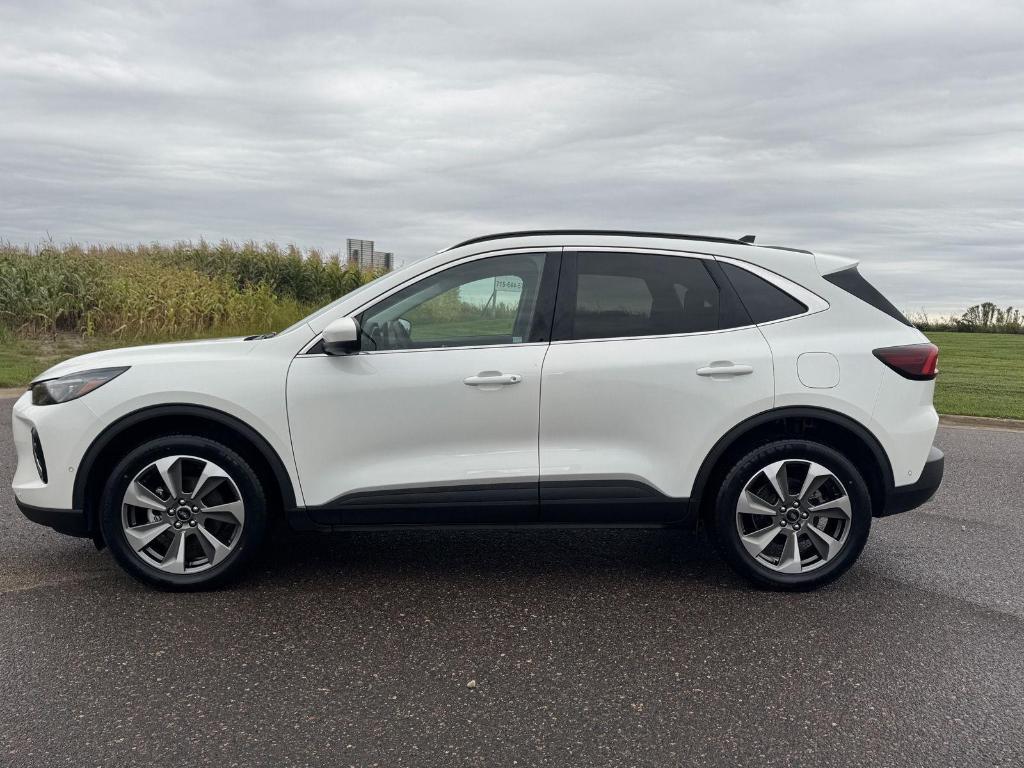 used 2023 Ford Escape car, priced at $28,278