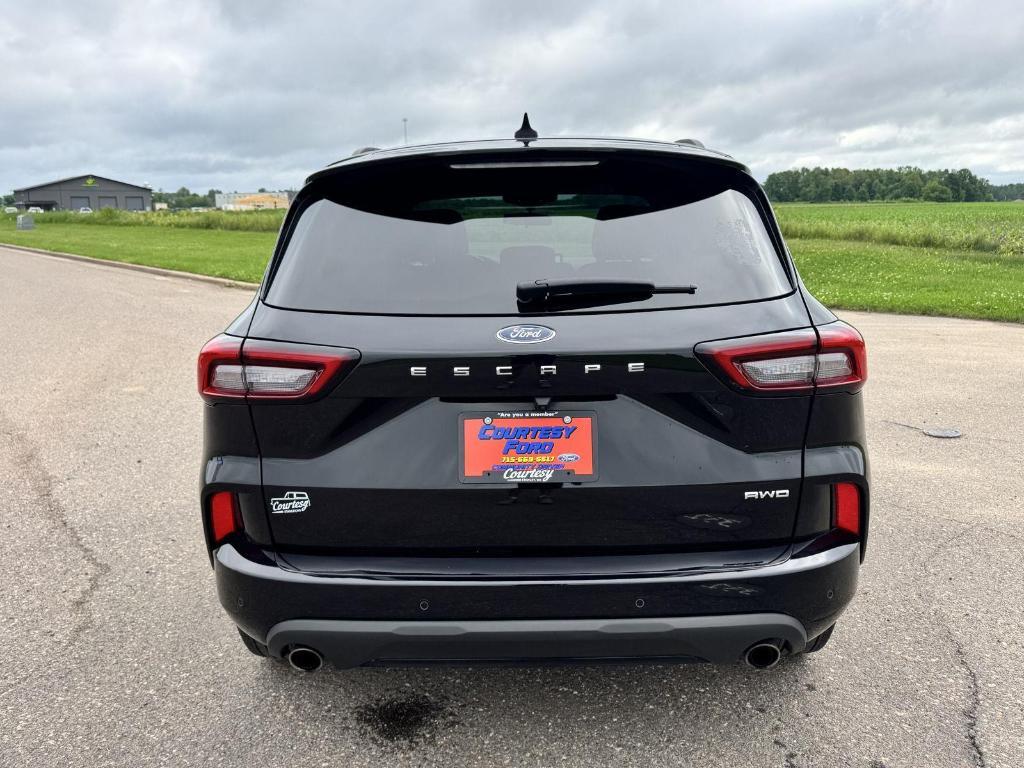 used 2023 Ford Escape car, priced at $23,999