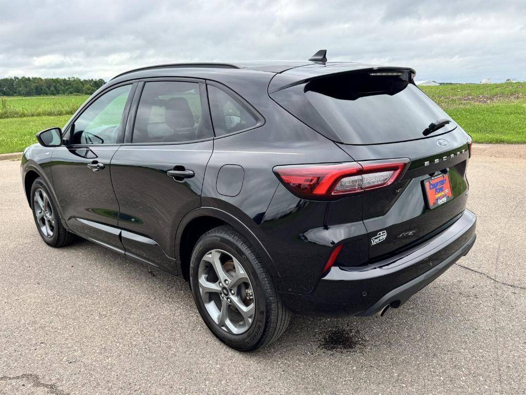 used 2023 Ford Escape car, priced at $23,999