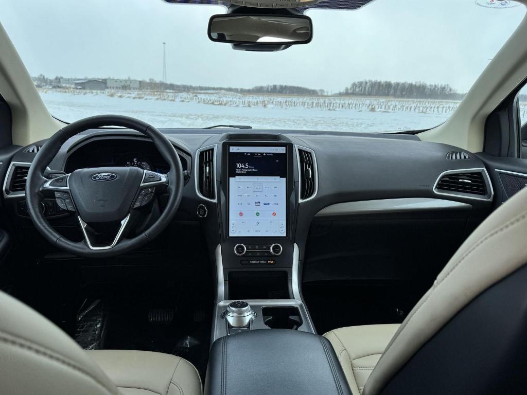 used 2024 Ford Edge car, priced at $27,998