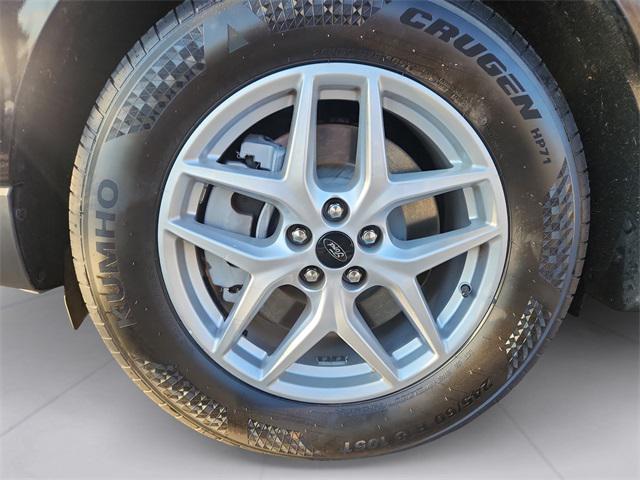 used 2024 Ford Edge car, priced at $21,499