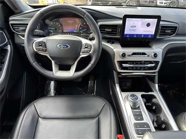 used 2024 Ford Explorer car, priced at $25,999