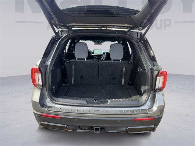 used 2025 Ford Explorer car, priced at $38,499
