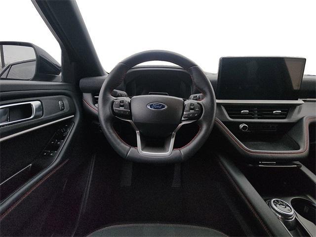 used 2025 Ford Explorer car, priced at $39,999