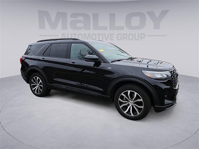 used 2025 Ford Explorer car, priced at $39,999