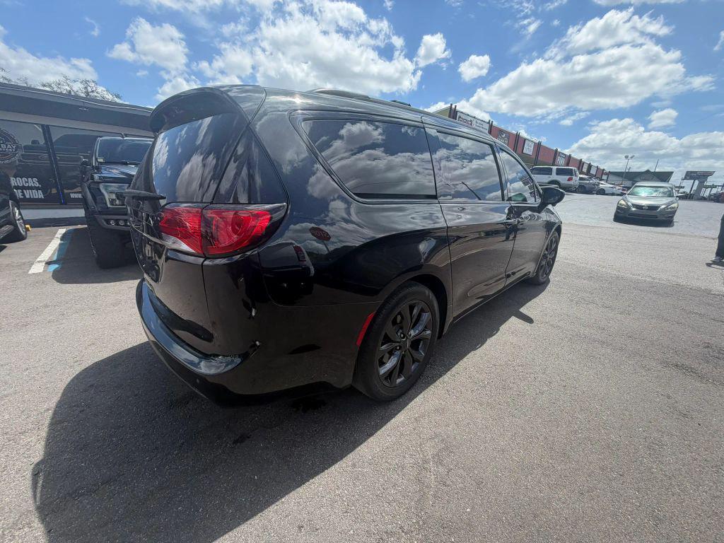used 2018 Chrysler Pacifica car, priced at $15,998