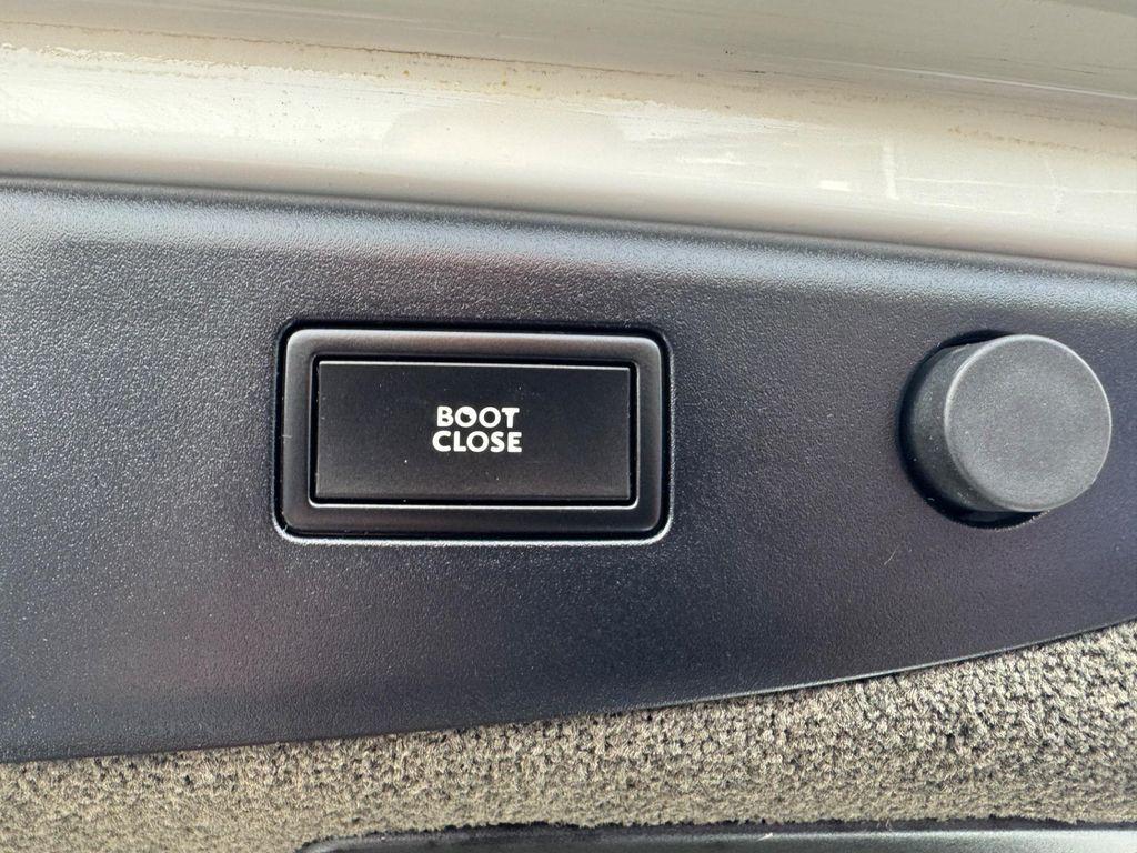 used 2016 Bentley Flying Spur car, priced at $68,995