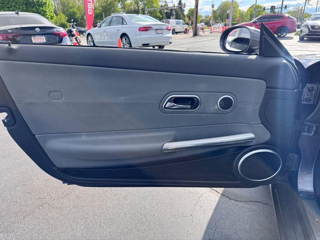 used 2005 Chrysler Crossfire car