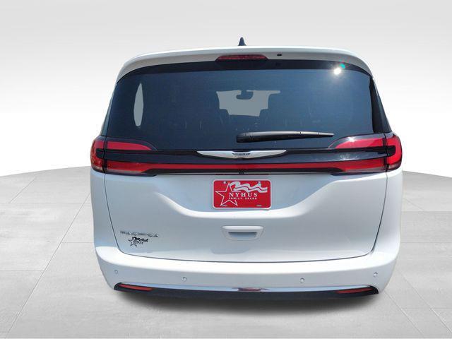 used 2024 Chrysler Pacifica car, priced at $32,477