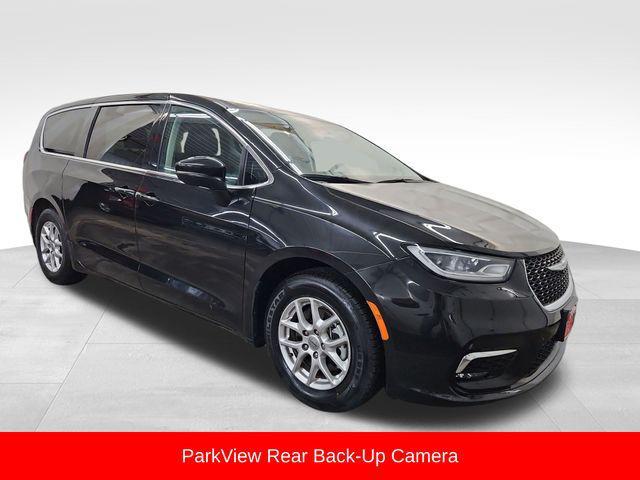 used 2023 Chrysler Pacifica car, priced at $24,000