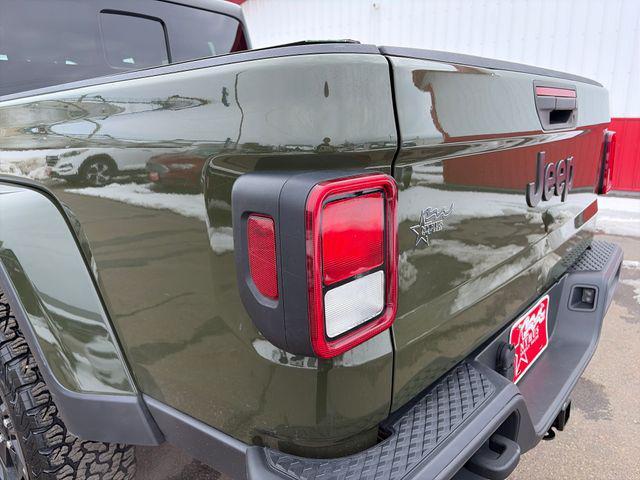 used 2022 Jeep Gladiator car, priced at $30,821