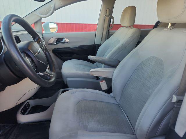 used 2017 Chrysler Pacifica Hybrid car, priced at $15,589