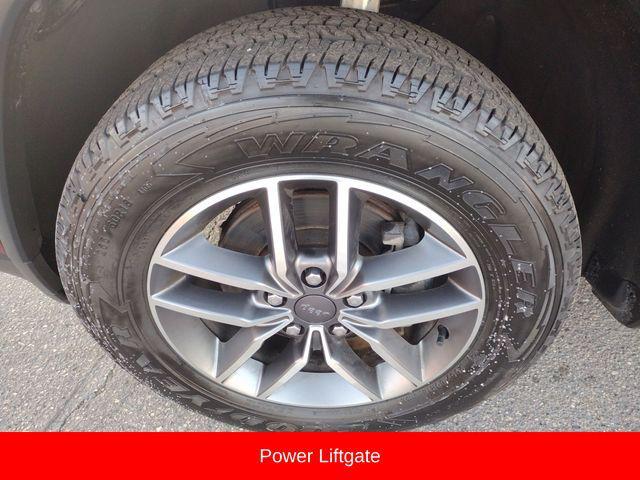 used 2020 Jeep Grand Cherokee car, priced at $20,490