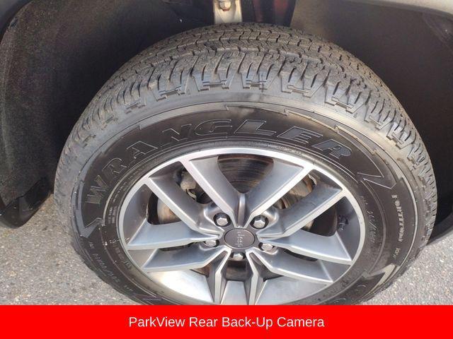 used 2020 Jeep Grand Cherokee car, priced at $20,490