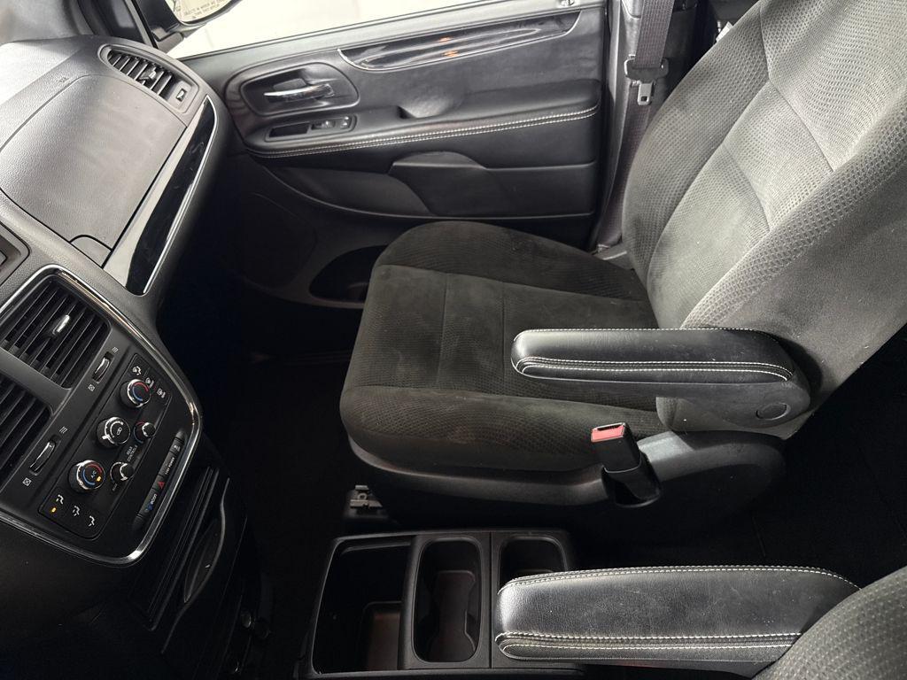 used 2015 Dodge Grand Caravan car, priced at $9,200
