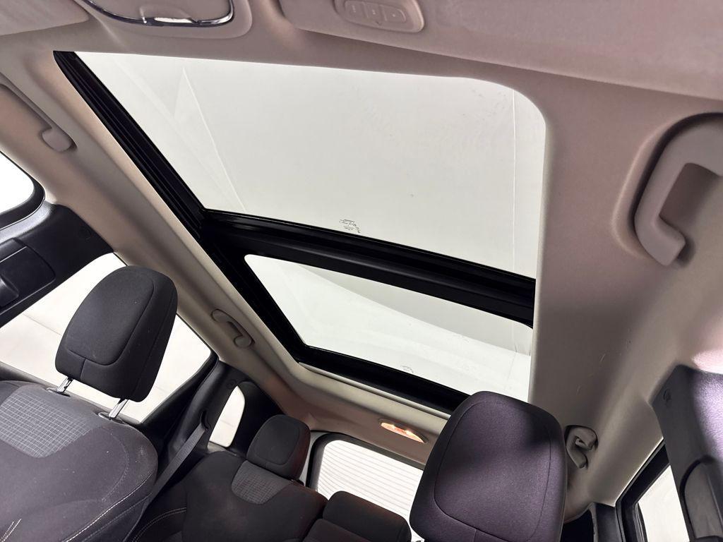 used 2017 Jeep Cherokee car, priced at $10,115