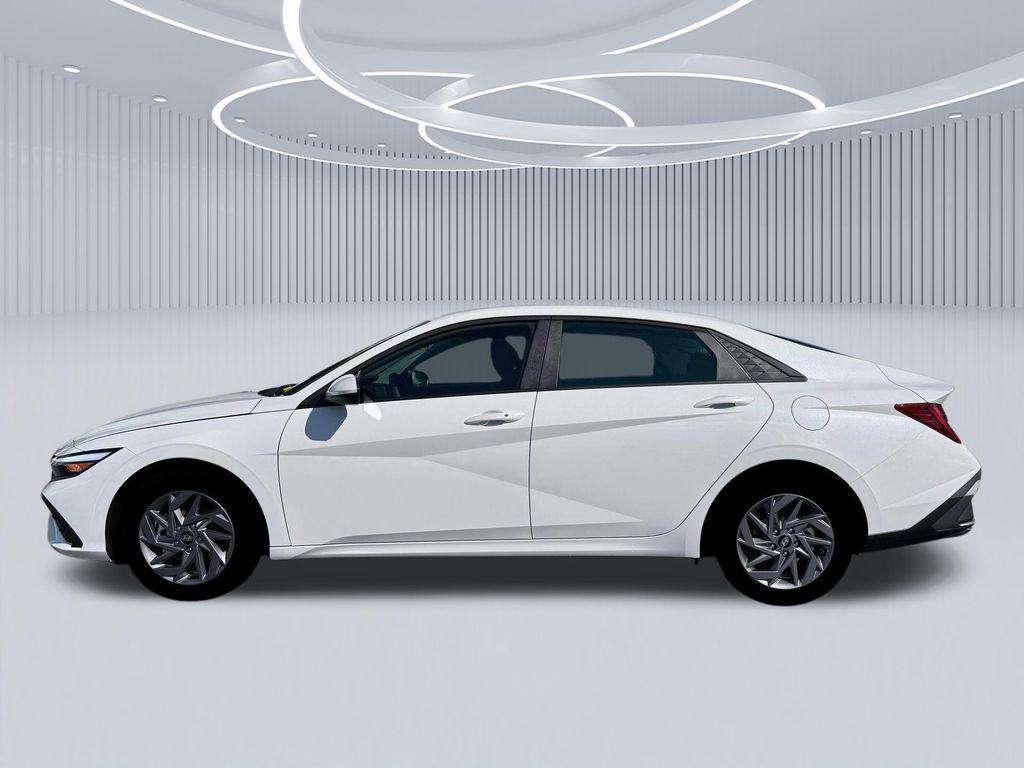 new 2026 Hyundai ELANTRA HEV car, priced at $26,337