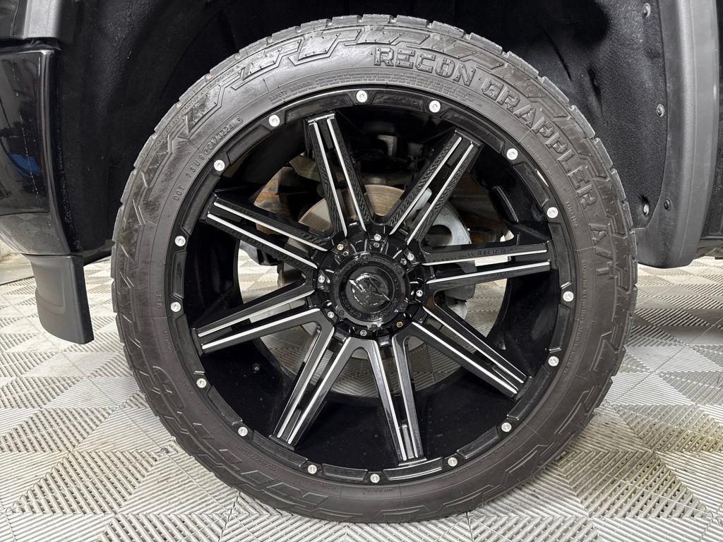 used 2015 GMC Sierra 1500 car, priced at $17,500