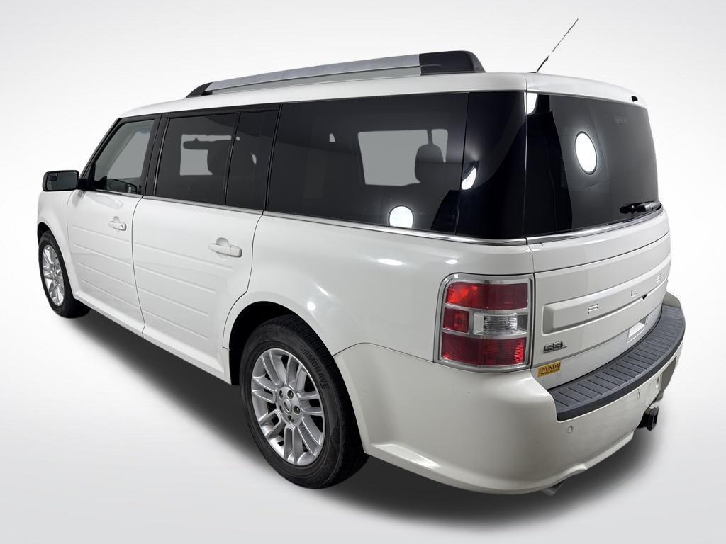 used 2013 Ford Flex car, priced at $8,000