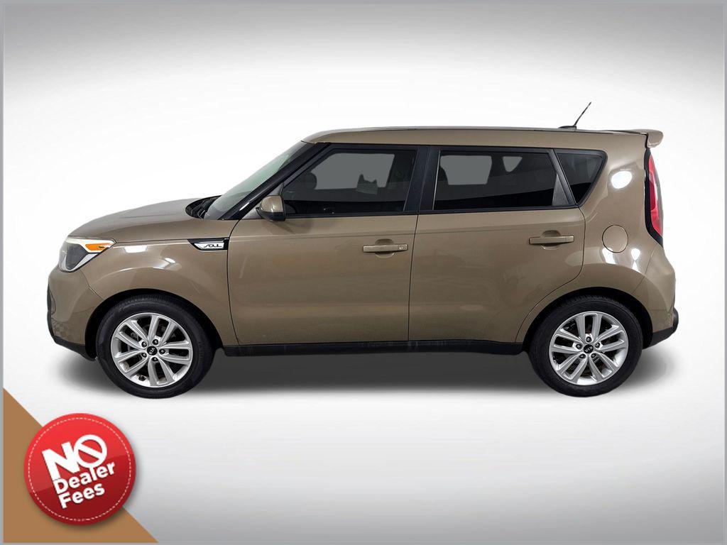 used 2015 Kia Soul car, priced at $6,000