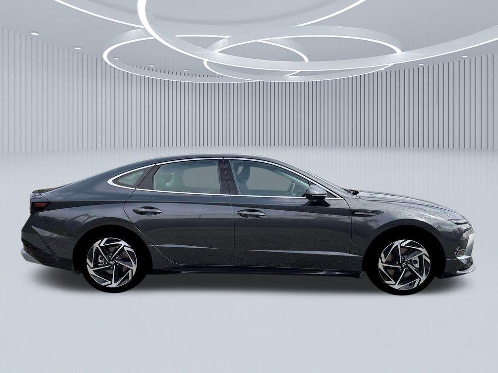 new 2026 Hyundai Sonata car, priced at $25,600