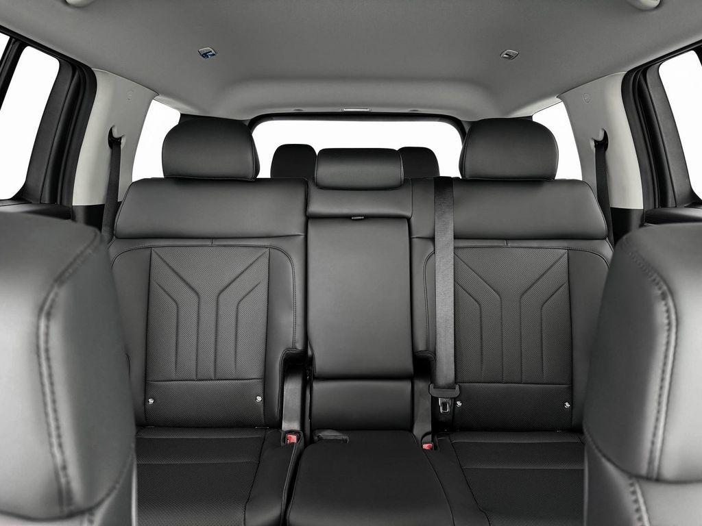 new 2025 Hyundai Santa Fe car, priced at $38,686