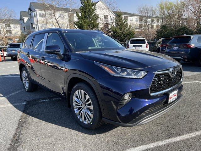 new 2026 Toyota Highlander Hybrid car, priced at $56,858