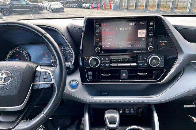 used 2022 Toyota Highlander Hybrid car, priced at $34,995