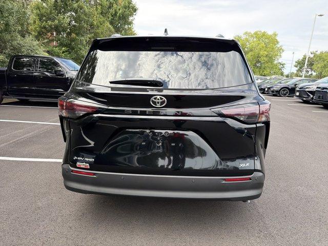 new 2026 Toyota Sienna car