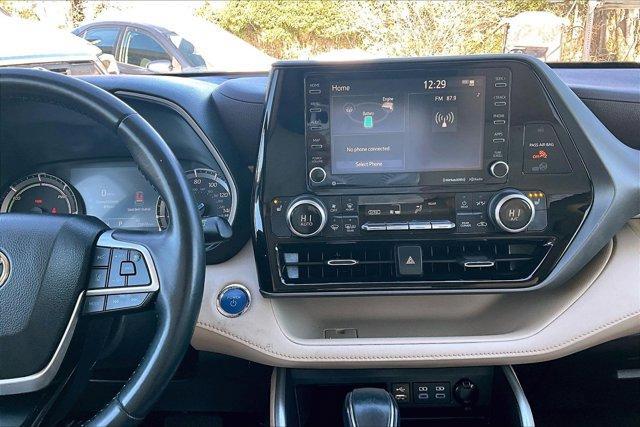 used 2022 Toyota Highlander Hybrid car, priced at $34,450